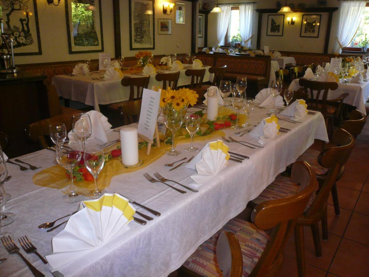 אפינגן Villa Waldeck מראה חיצוני תמונה