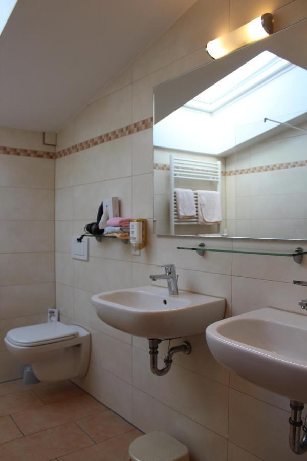 אפינגן Villa Waldeck מראה חיצוני תמונה